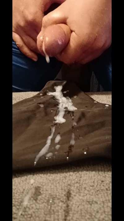 Another big load on gfs bikini bottoms 💦