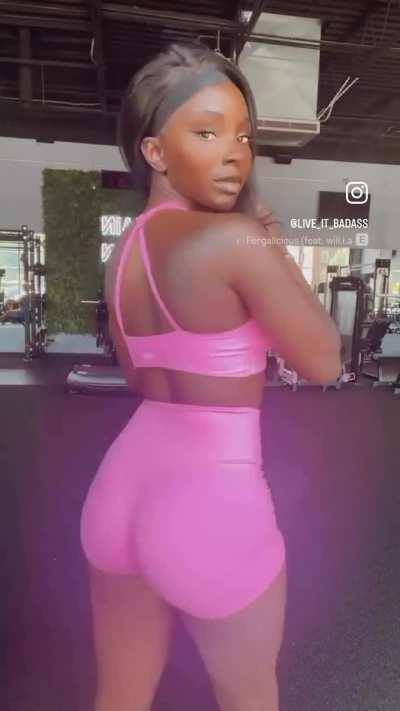 Ashton Banks (@youlovegodiva)