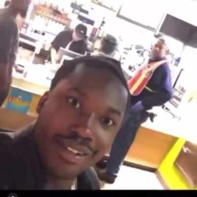 What made him think that this was a good idea 💀