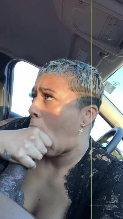 🟥Mega🟥 Sensual and so sexy 😍 Go check her Content in commenz👇👇