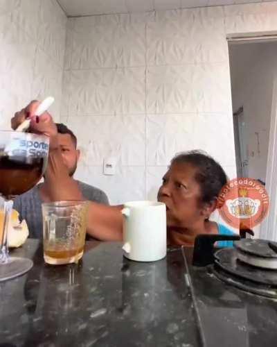 Toma seu café!