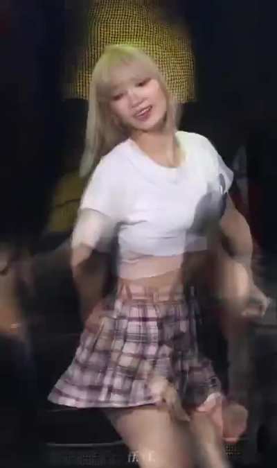 LE SSERAFIM - Chaewon