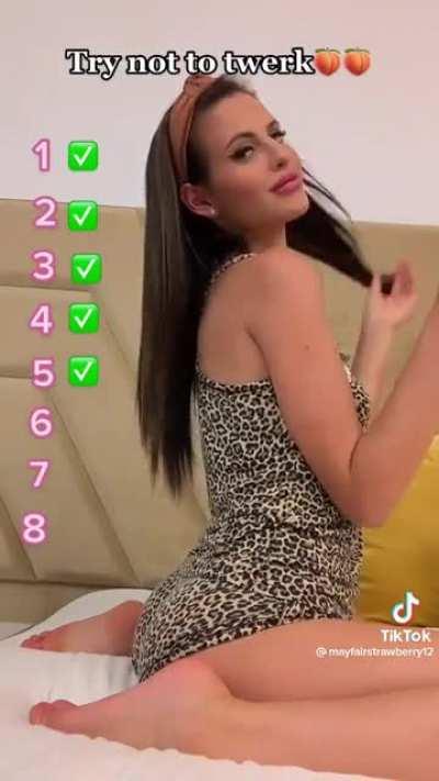 Nice tall girl with nice soles 😍