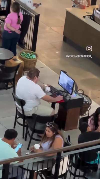 Bro living his best life