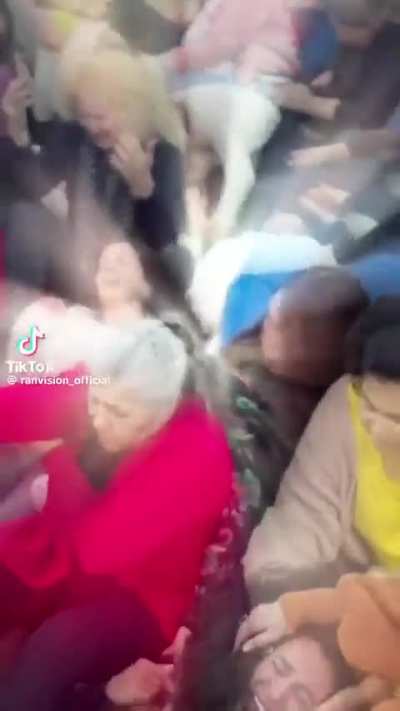 Normal Sunday Worship Service in Floptropica