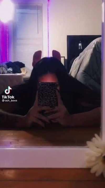 Wider Da hips, More to Grip. #TikFind #BugsBunny