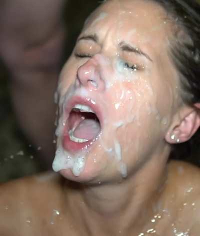 Cumshot in Slow Motion