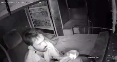 man gets into wreck trying to light a cigarette