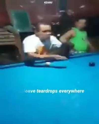 CHOMPER (tem música)