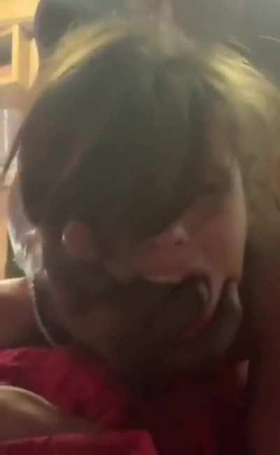 How the PTA mom likes to get down 😈