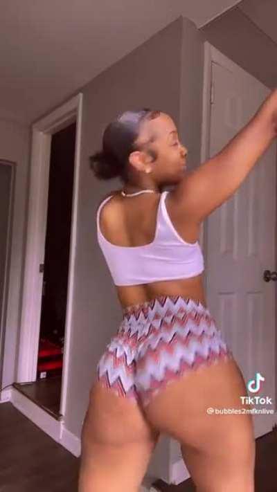 😍😘❤️🥰😋😍🥰😍😍