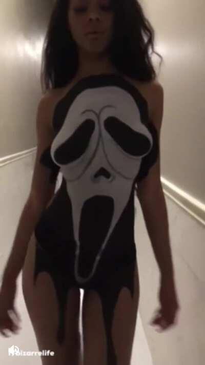 She Michael Jackson Bad. Ooh Ooh I’d Let Her do the Dash