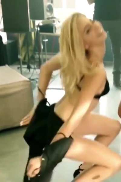 Ludi Definitely Knows How to Tease Us...