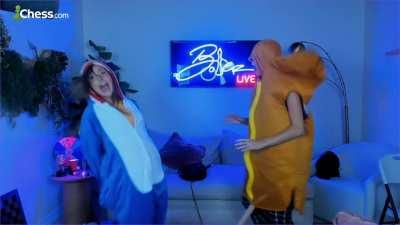 Andrea Botez Bare Ass Flash