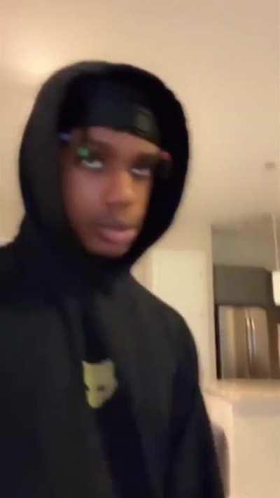 DON'T FUCK WITH CHAIRS