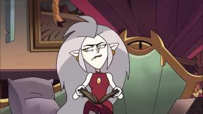 After my 10th rewatch of this episode, I never noticed that King’s eyes dilate when Eda started reading to the Bat Babies. He’s so cute!!