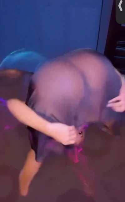 Flexible & Sexy 🤤