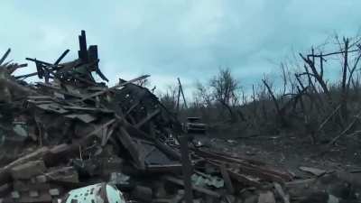 Ukrainian Soldier from the Police Rifle battalion Eliminates 3 Russian Soldiers close combat extended footage (Donetsk Region)