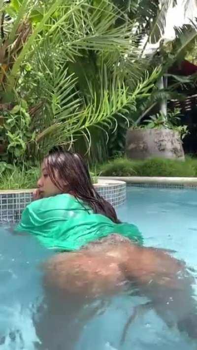 lindo trasero de Sarah