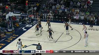 [Highlight] 7 ft Evan Mobley finds Lamar Stevens off the live dribble for his 7 AST of the day! Lamar Stevens scores a career high of 23 PTS.