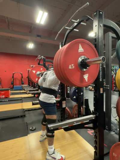 405lb squat becoming less foreign — 160lb bw