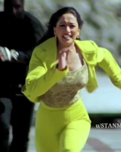 Madhuri Dixit Huge 🍈🍈