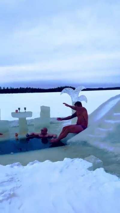 Poolparty in Finland