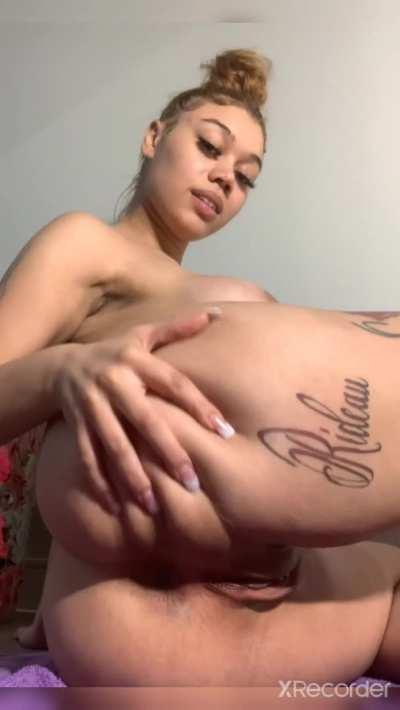 Baddie😍👅💦 (Get Her 10GB Folder includes BG sextapes in Comment)👇👇