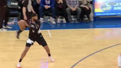 [Highlight] Norman Powell obliterates Randle with a monster Jam!