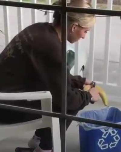 Thanks I hate that they are peeling a banana with a peeler.