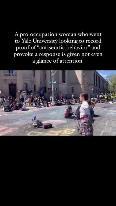 A pro-occupation woman who went to Yale University trying to provoke a response is given not even a glance of attention