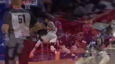 [Highlight] Paul “Bball Paul” Reed rejects Giannis at the rim and has some words for the Freak