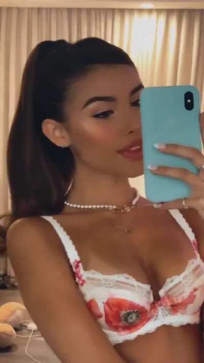 Madison Beer knows she’s hot