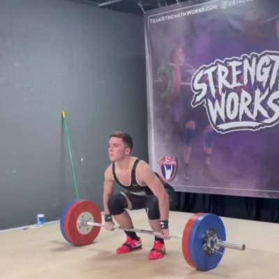 First meet for Lindenwood! Went 4/6 and totaled 97/115/212 @73kg. Only hit my opening clean and jerk at 115 though.