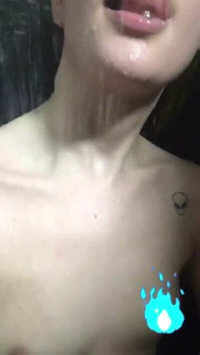 Isabella Ferrari (mansão maromba)