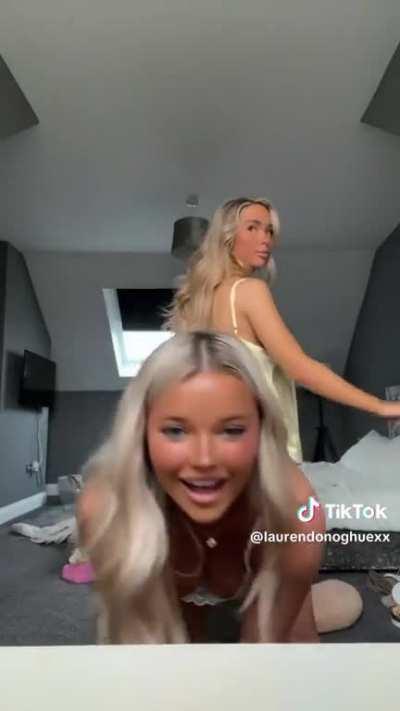 Double trouble @Laurendonhiexx 