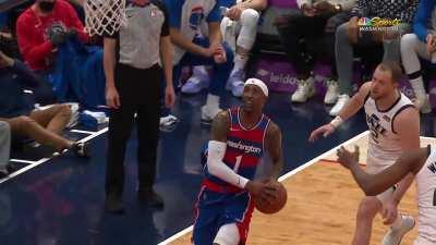 [Highlight] KCP cocks it back and slams it straight onto the side of the backboard