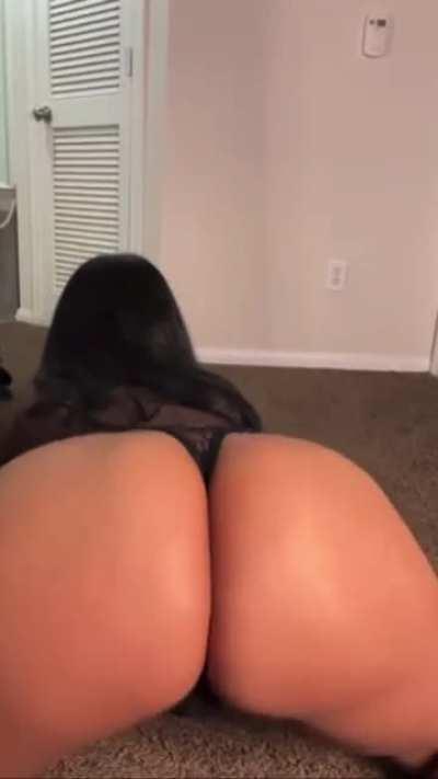 Hmu if you want her snap she sells content & also does meet ups. I have some of her content upvote to see more of her