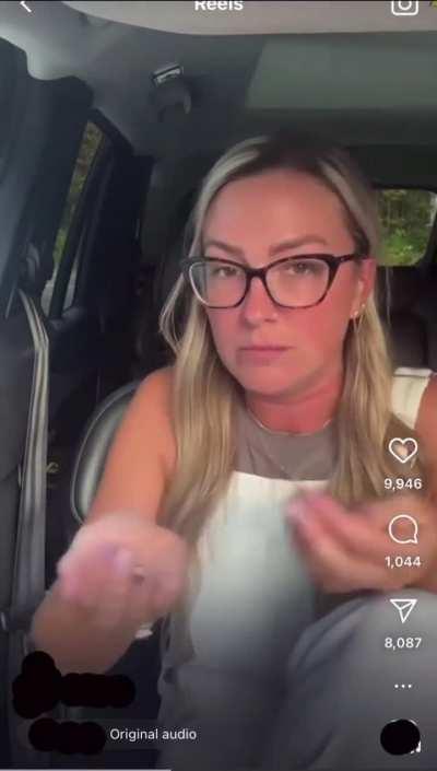 t swift smoll girl 🥺🫶