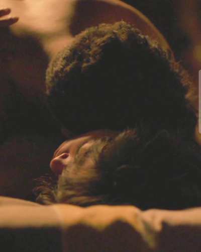 Lucía Gómez-Robledo - Volver a Caer (2023)