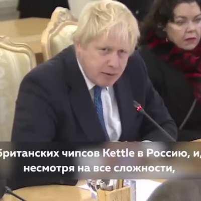 Британская шпилька. Признаки прогресса - это... три сотни Bentley проданых в Россию. Весь мир в голос смеётся над ненасытной роскошью власти и крайней бедностью.