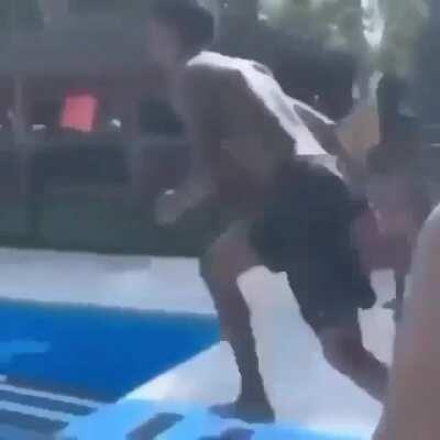 Cant have shit with this nigga lucki doing the most