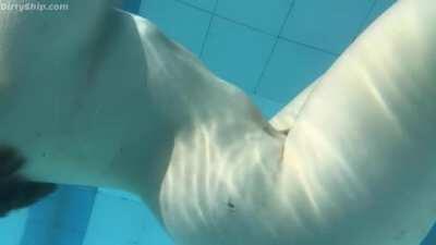 Lillias Right Nude Pool 🌊 get her FOLDER now for FREE --> txt.do/1pjdv