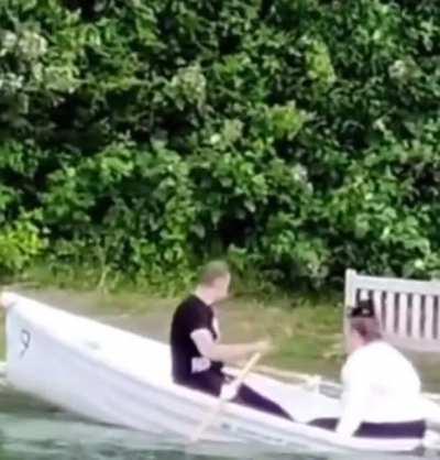 to have a relaxing boat ride