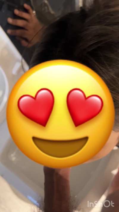 The first time I tried daddy’s piss I new I’m always going to be a toilet whore. I beg for it now 🥵