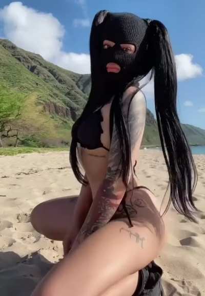 Bella Poarch is so hot can’t stop Gooning out to her and others 