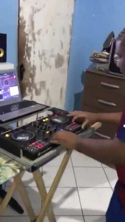 Nem o celular aguento kkkk