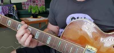 A lesson on Walking Basslines and Shell Voicings. Lemme know what you think 😁