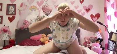 My daughter found this on Youtube Kids. It was titled 