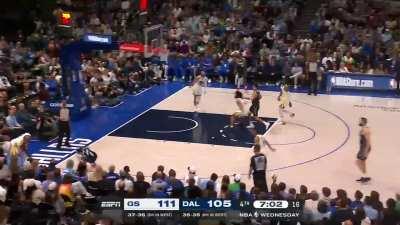 [Highlight] Draymond with an early double on Luka to get the ball out of his hands and makes an insane recovery to block the corner 3